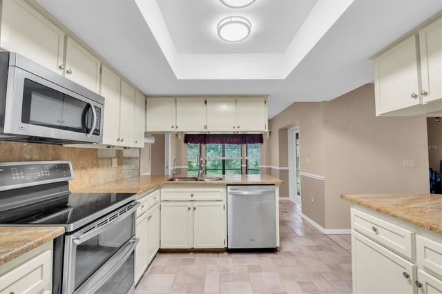 6812 RIDGE TOP DRIVE, New Port Richey, FL 34655