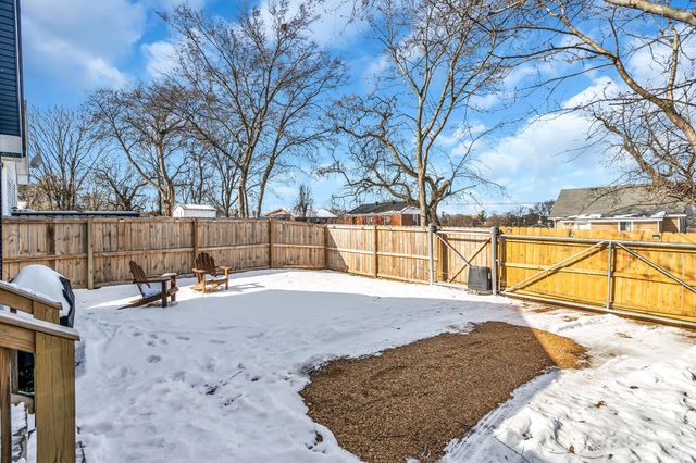 2702 Batavia St, Nashville, TN 37208