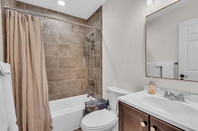 2702 Batavia St, Nashville, TN 37208