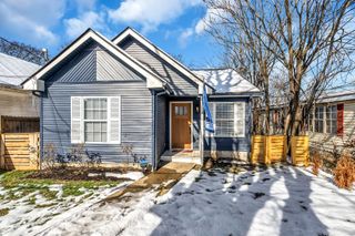 2702 Batavia St, Nashville, TN 37208