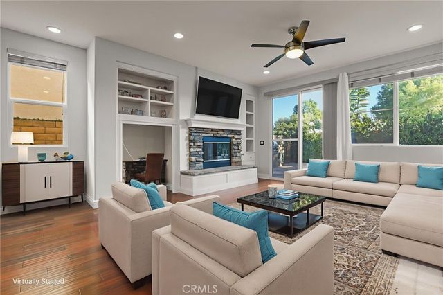 7036 Sausalito, West Hills, CA 91307