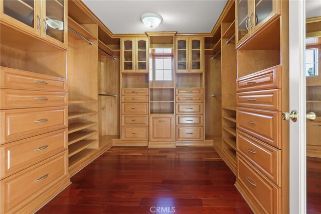 7036 Sausalito, West Hills, CA 91307