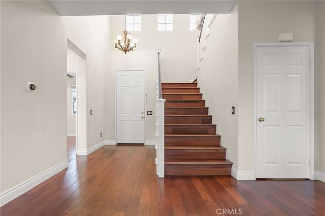 7036 Sausalito, West Hills, CA 91307