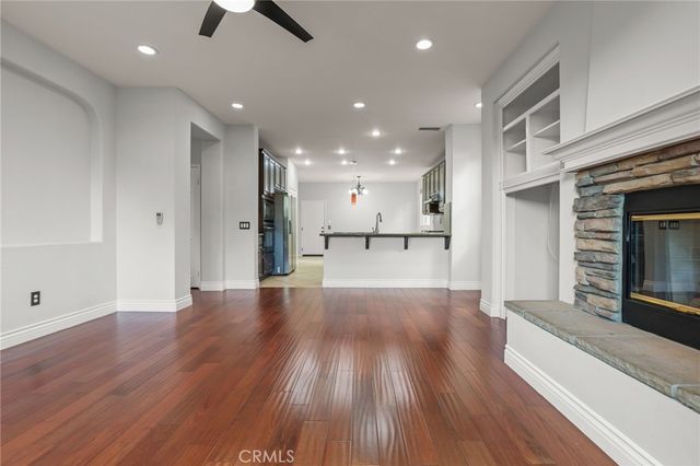 7036 Sausalito, West Hills, CA 91307