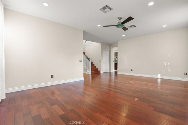 7036 Sausalito, West Hills, CA 91307