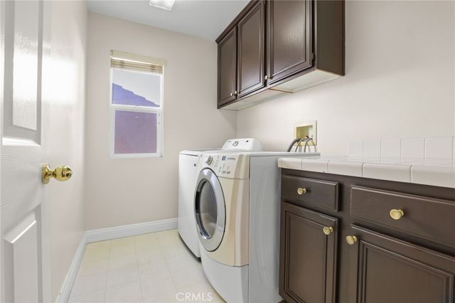 7036 Sausalito, West Hills, CA 91307