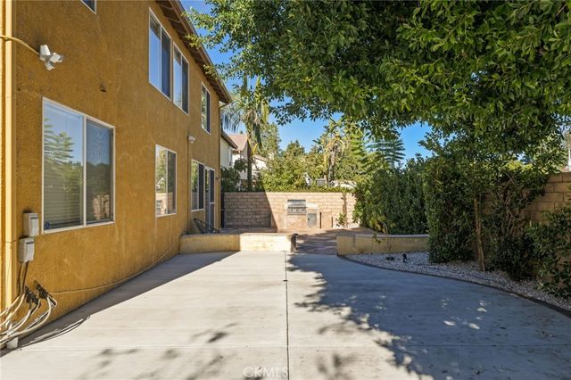 7036 Sausalito, West Hills, CA 91307