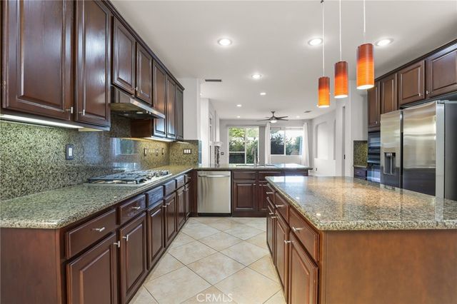 7036 Sausalito, West Hills, CA 91307