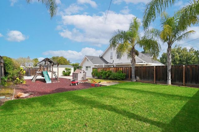 21060 Tulita Court, Cupertino, CA 95014