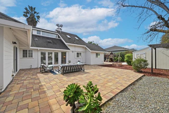 21060 Tulita Court, Cupertino, CA 95014