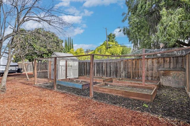 21060 Tulita Court, Cupertino, CA 95014