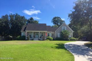 205 Ottaway Court, Hampstead, NC 28443