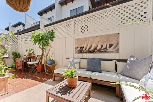 821 14th Street 1, Santa Monica, CA 90403