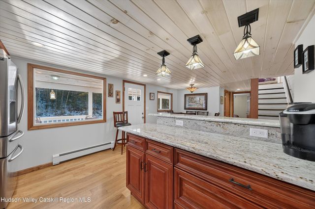 50 Tempaloni Road, Ellenville, NY 12428