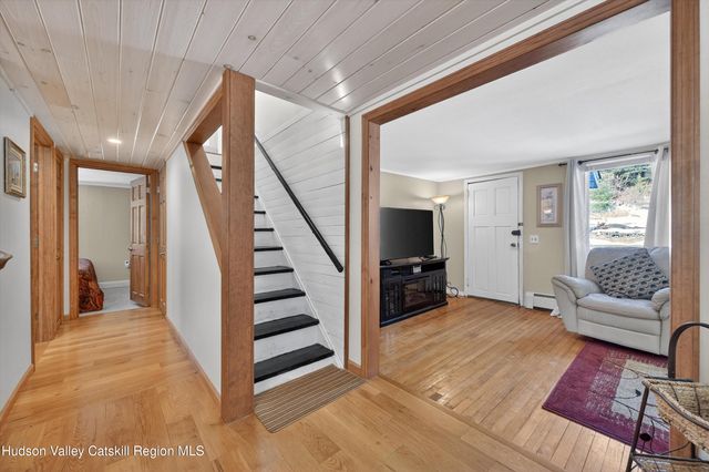 50 Tempaloni Road, Ellenville, NY 12428