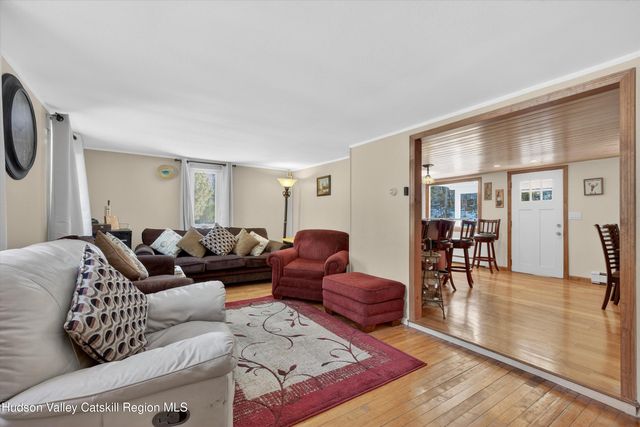 50 Tempaloni Road, Ellenville, NY 12428