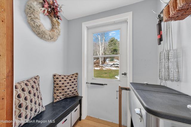 50 Tempaloni Road, Ellenville, NY 12428