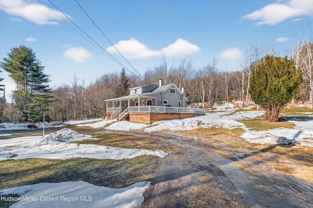 50 Tempaloni Road, Ellenville, NY 12428