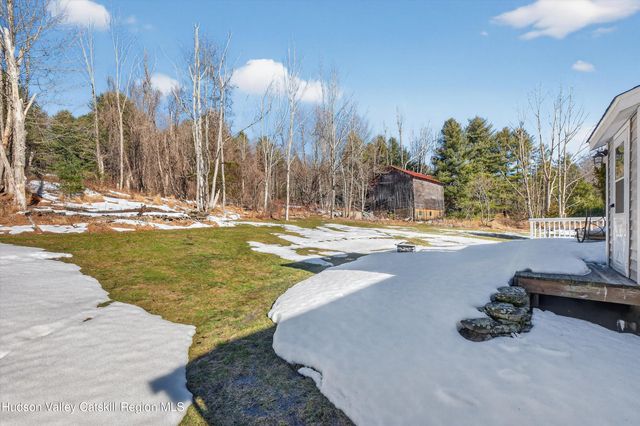 50 Tempaloni Road, Ellenville, NY 12428