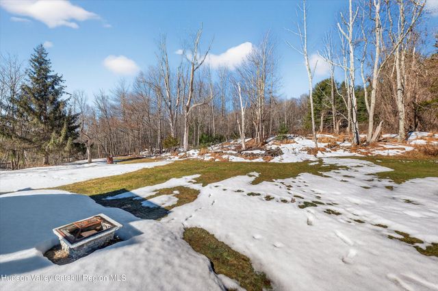 50 Tempaloni Road, Ellenville, NY 12428