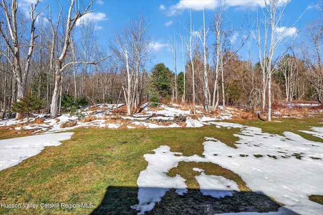 50 Tempaloni Road, Ellenville, NY 12428