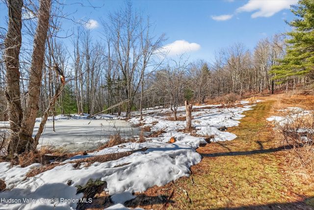 50 Tempaloni Road, Ellenville, NY 12428