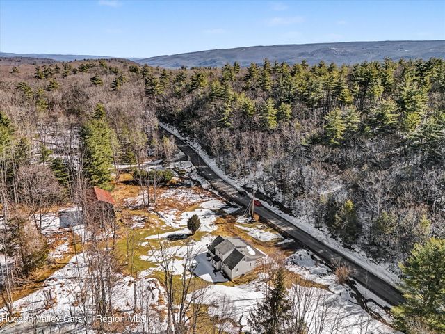 50 Tempaloni Road, Ellenville, NY 12428