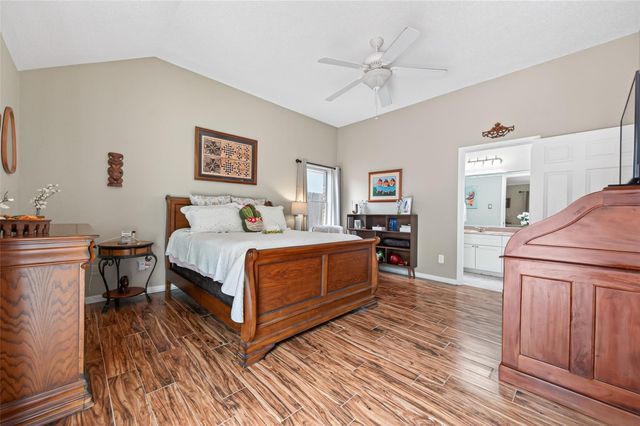 5710 S Magazine Circle, Houston, TX 77084