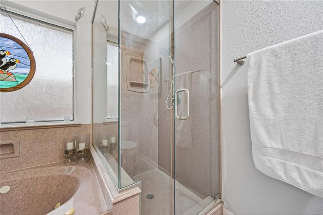 5710 S Magazine Circle, Houston, TX 77084