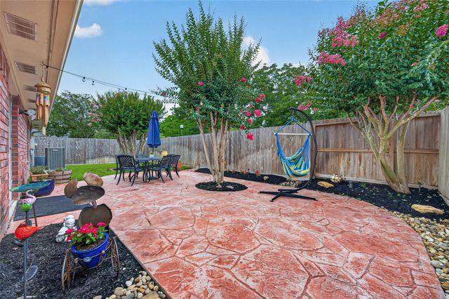 5710 S Magazine Circle, Houston, TX 77084