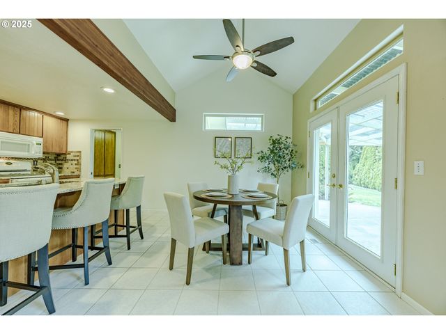 770 GIRARD Ct, Cottage Grove, OR 97424