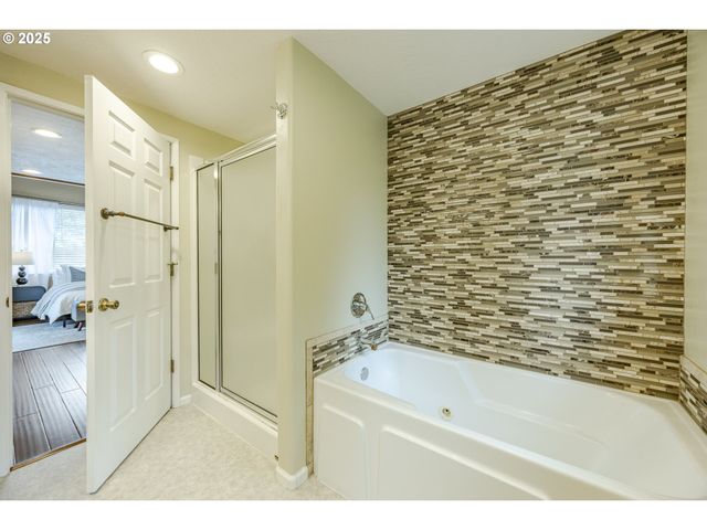 770 GIRARD Ct, Cottage Grove, OR 97424