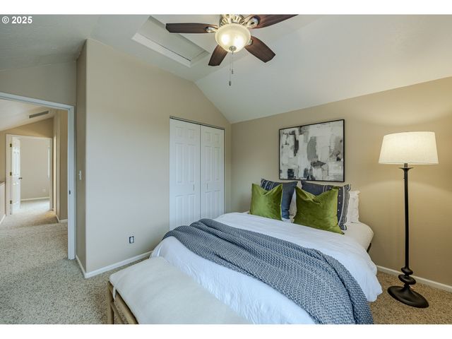 770 GIRARD Ct, Cottage Grove, OR 97424