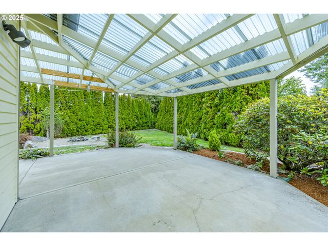 770 GIRARD Ct, Cottage Grove, OR 97424