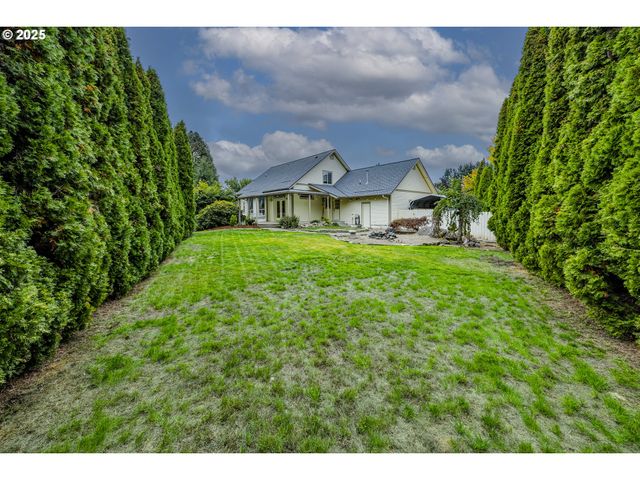 770 GIRARD Ct, Cottage Grove, OR 97424