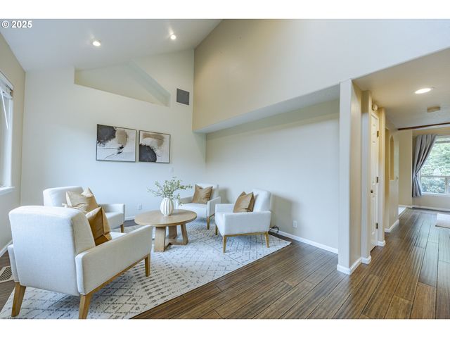 770 GIRARD Ct, Cottage Grove, OR 97424