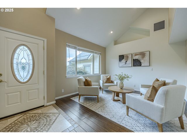 770 GIRARD Ct, Cottage Grove, OR 97424