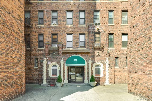255 79th Street B10, Brooklyn, NY 11209