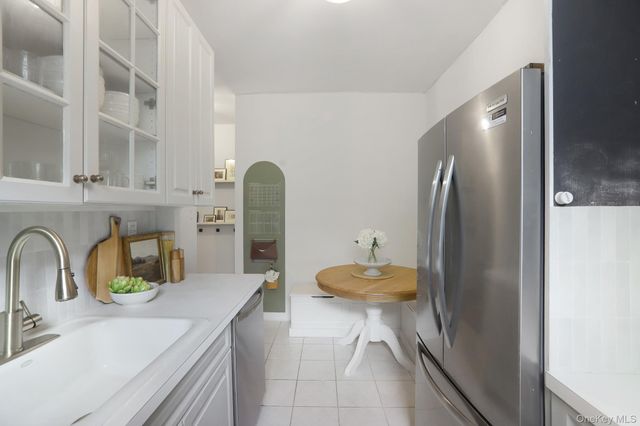 255 79th Street B10, Brooklyn, NY 11209
