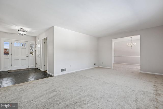 606 WINHALL WAY, Silver Spring, MD 20904