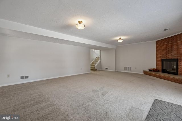 606 WINHALL WAY, Silver Spring, MD 20904