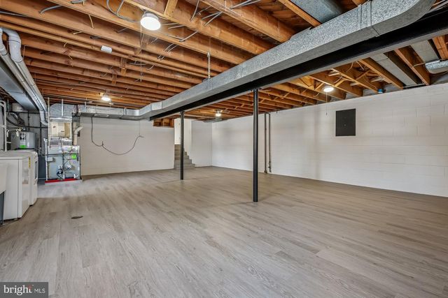 606 WINHALL WAY, Silver Spring, MD 20904