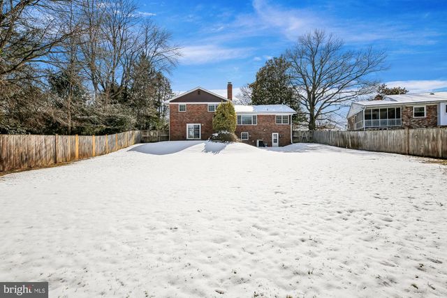 606 WINHALL WAY, Silver Spring, MD 20904