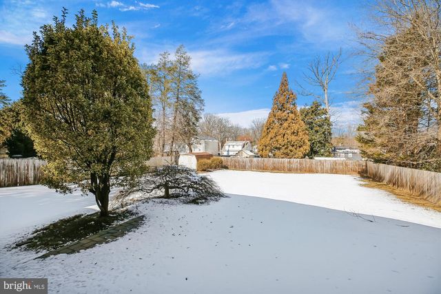 606 WINHALL WAY, Silver Spring, MD 20904