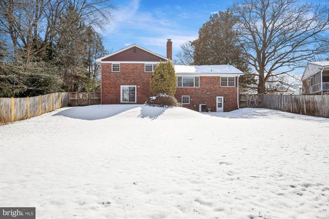 606 WINHALL WAY, Silver Spring, MD 20904