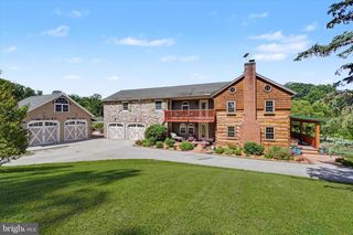 4941 WALTERS HATCHERY RD, Spring Grove, PA 17362