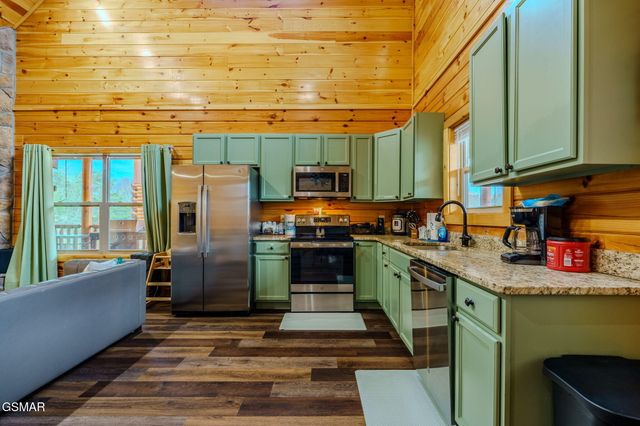 3750 Heritage Hills Drive, Pigeon Forge, TN 37863