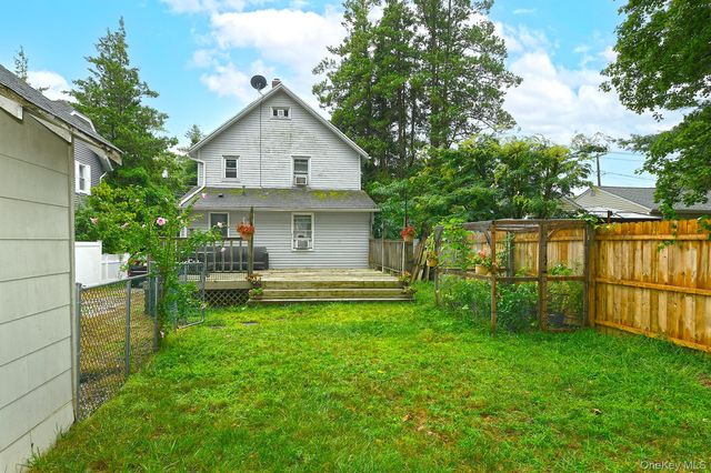 87 Olive Street, Huntington Station, NY 11746