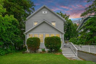 87 Olive Street, Huntington Station, NY 11746