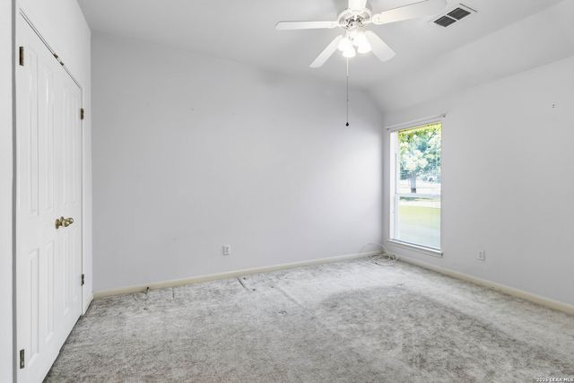 8408 TRACINEY BLVD, San Antonio, TX 78255